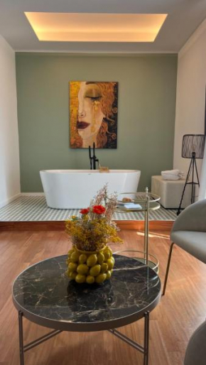 MareLuna Rooms
